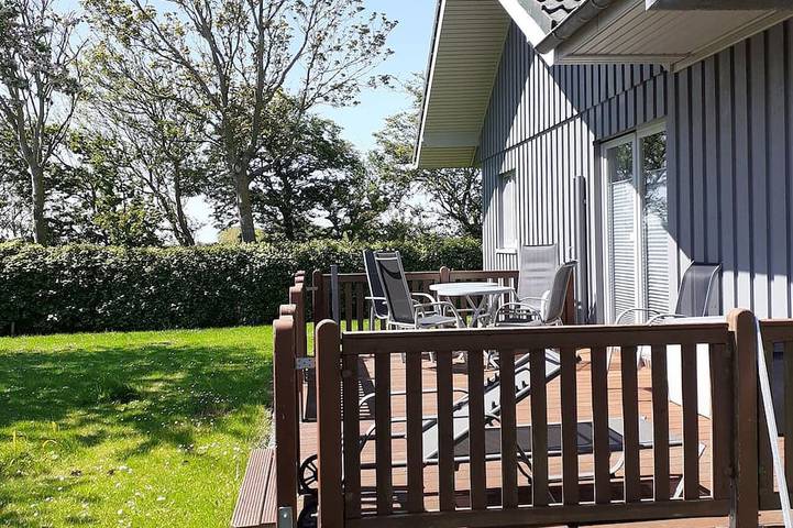 Ferienhaus für 5 Personen, mit Garten in Pellworm