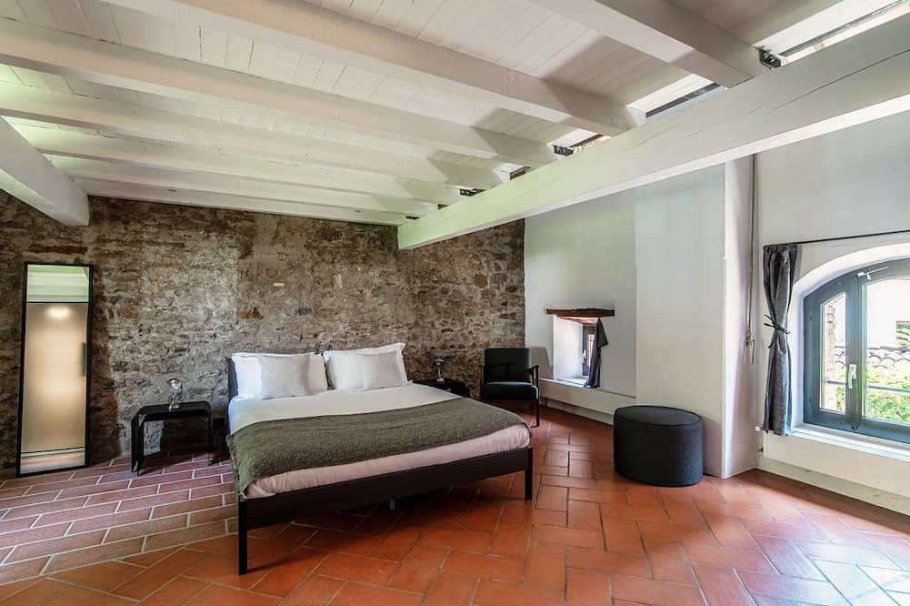 Ganze Wohnung, Designhaus auf drei Etagen (Casa Brocchi) in Collina d'Oro, Luganersee