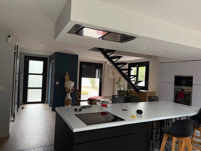 Location de vacances pour 8 personnes, avec jardin ainsi que piscine et terrasse à Beauzelle - 4