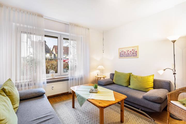 Hel lejlighed, Holiday Apartment 'Am Kirchplatz' with Private Terrace and Wi-Fi in Bad Wünnenberg, Nordrhein-Westfalen