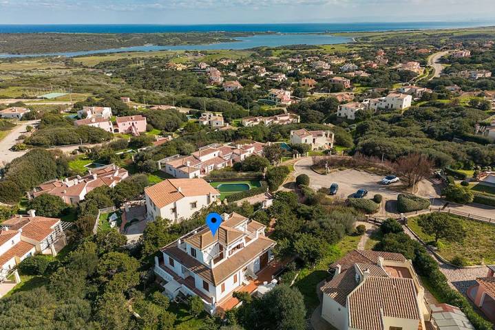 Villa per 8 persone, con Balcone/Terrazza e Giardino a Stintino