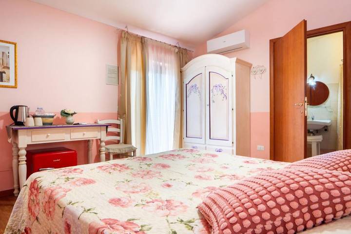Casa vacanza per 3 persone, con terrazza, con animali domestici a Rocca Priora