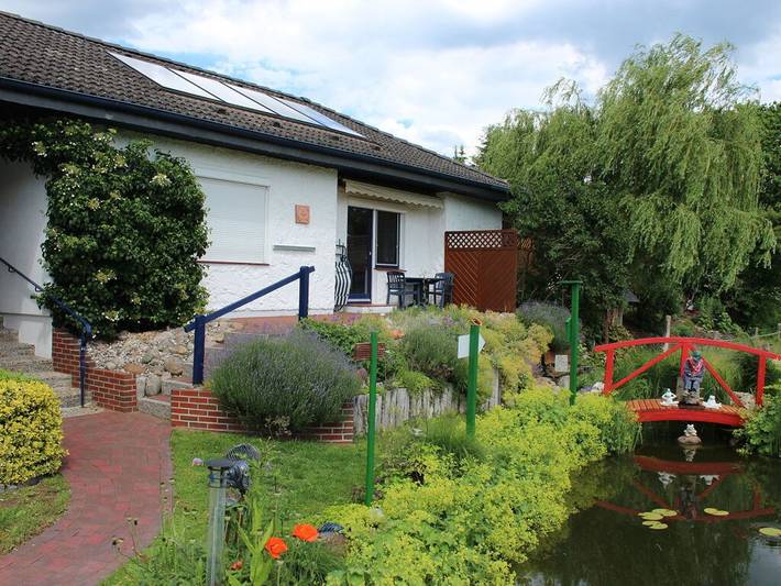 Ferienhaus für 2 Personen, mit Terrasse und Garten in Malente