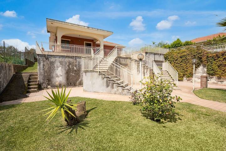 Villa pour 8 personnes, avec jardin et balcon, animaux acceptés - 1