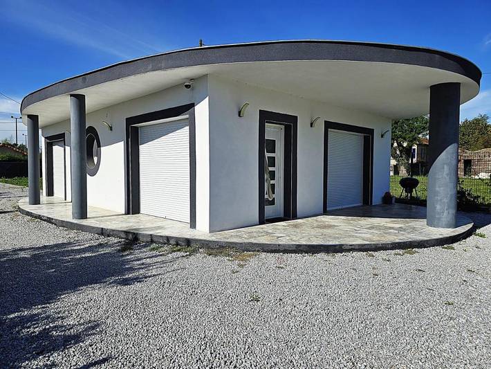Location de vacances pour 4 personnes, avec vue ainsi que jardin et piscine, animaux acceptés à Montauban - 2