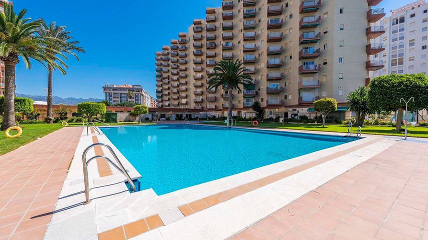 Apartamento de vacaciones para 4 personas, con balcón/terraza y piscina en Costa Tropical - 4