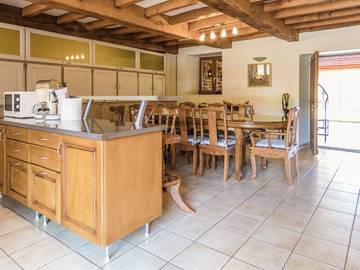 Maison De Vacances pour 8 Personnes dans Sérilhac, Région de Brive-la-Gaillarde, Photo 1