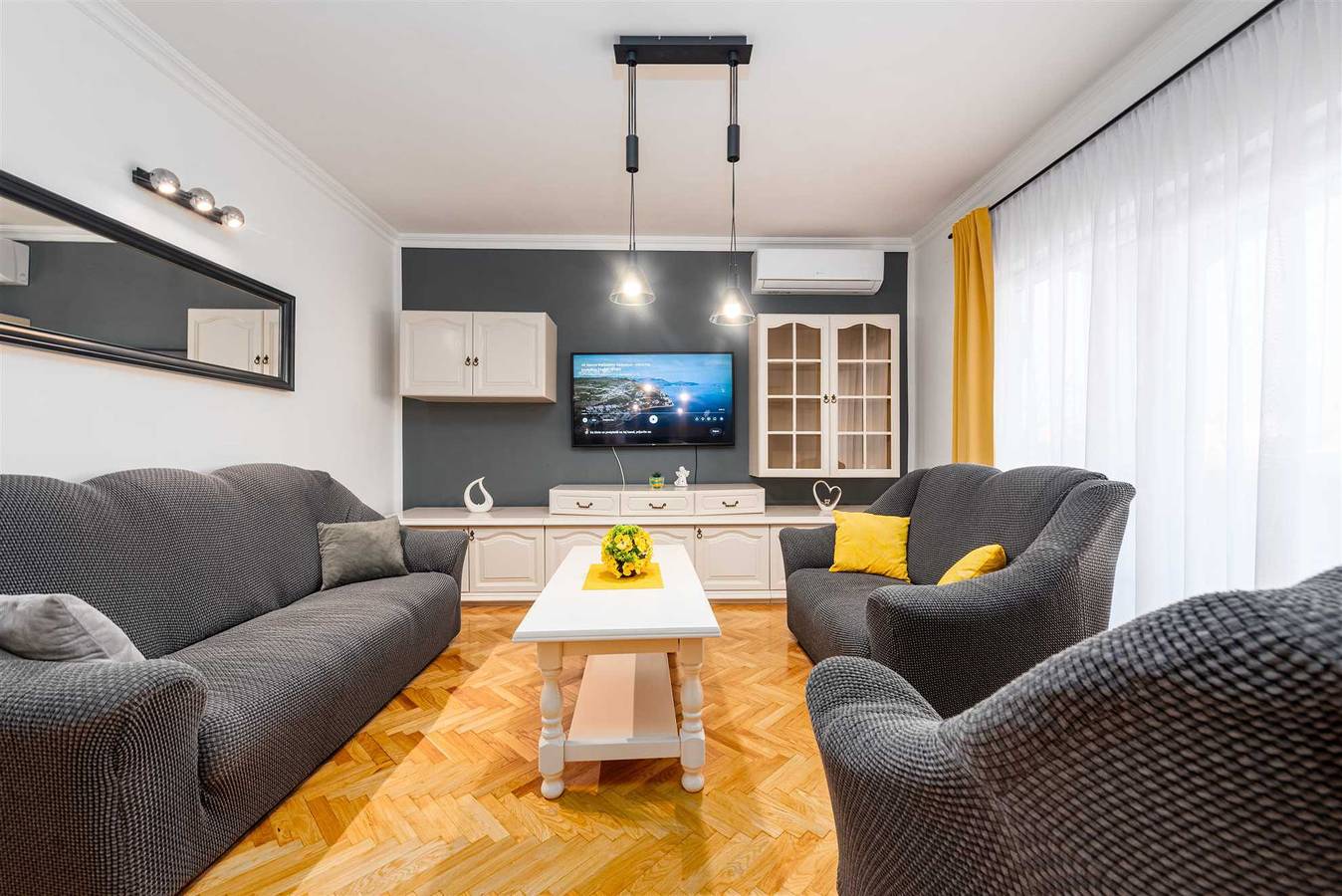 Ganze Wohnung, Gemütliche Fewo für 4 Personen | Ruhige Lage | Klimaanlage, Internet, Sat Tv, Grill in Nin, Zadar