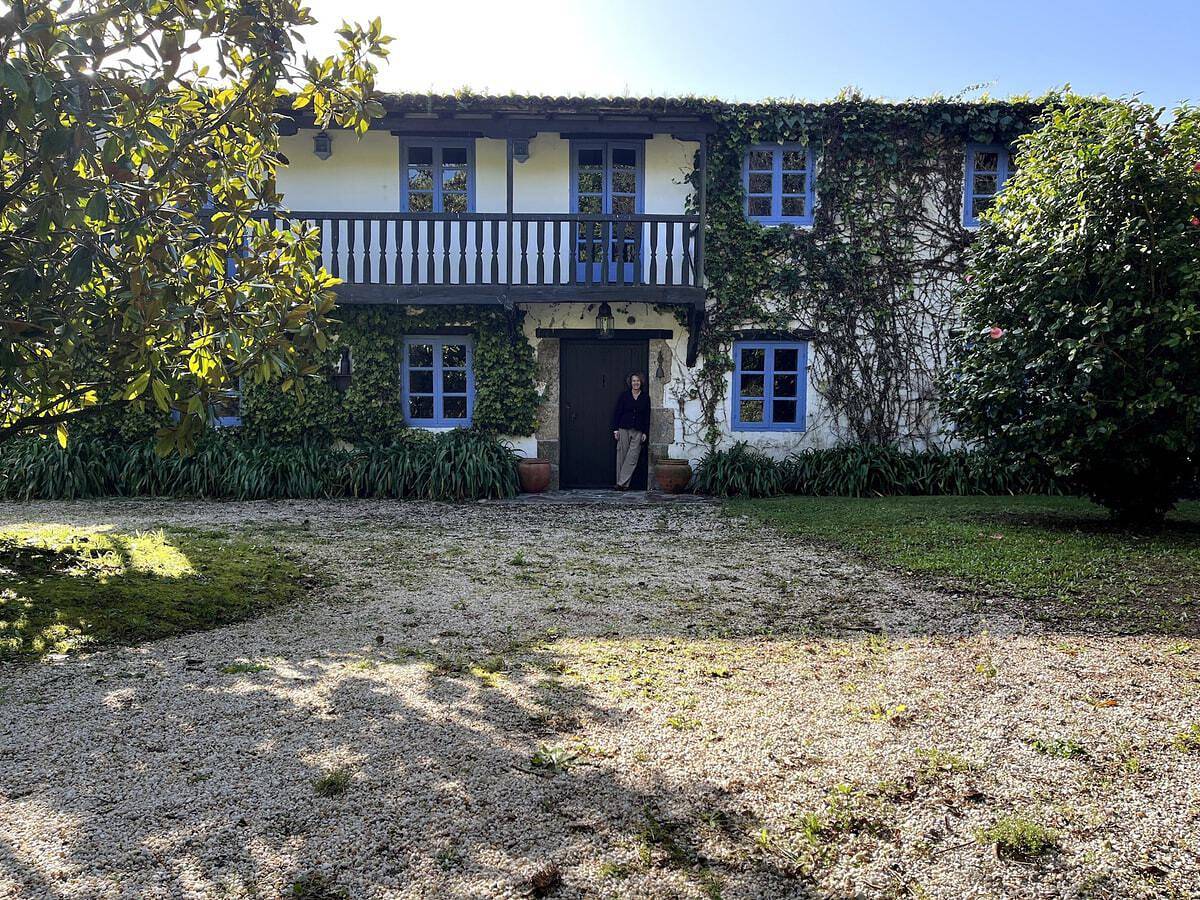 Fee4Me Galician Country House Families Only in Coirós, Costa de Galicia