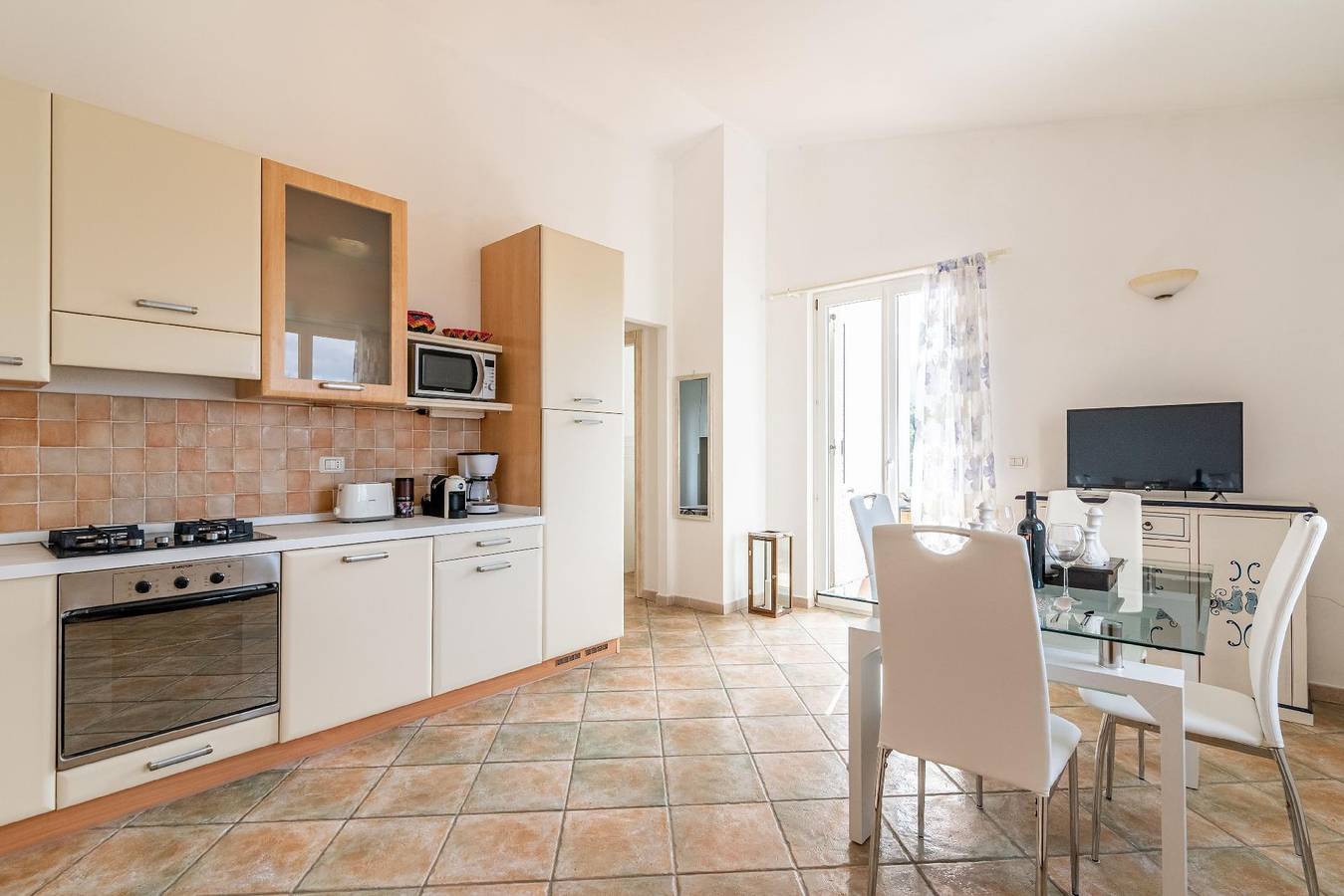 Ganze Ferienwohnung, Pentahaus "Casa Adina" mit späktakuläres Meerblick in Badesi, Olbia-Tempio