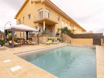Villa pour 13 Personnes dans Terres de l'Èbre, Costa Dorada, Photo 1