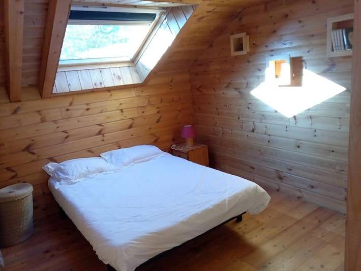 Gîte pour 10 personnes, avec balcon ainsi que vue et jardin à Saint-Martin-de-Queyrières - 2