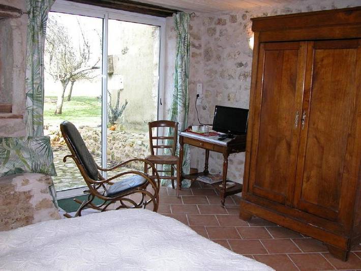 Chambre d’hôte pour 2 personnes, avec jardin, animaux acceptés en Charente-Maritime - 4