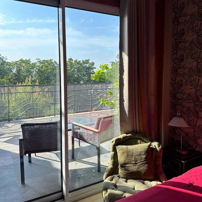 Location de vacances pour 2 personnes, avec jardin et vue, animaux acceptés à Cachan - 3