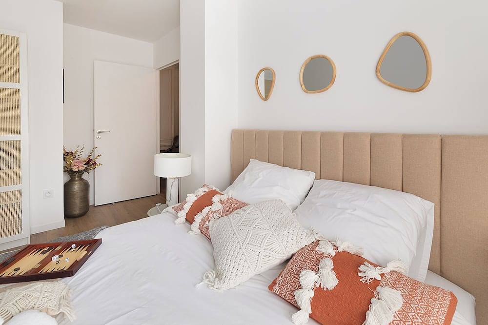 Apartamento entero, Luxury Suite 10 Minutes from Paris - Private Sauna, Cinema & Premium Experiences in Bagneux, Altos del Sena