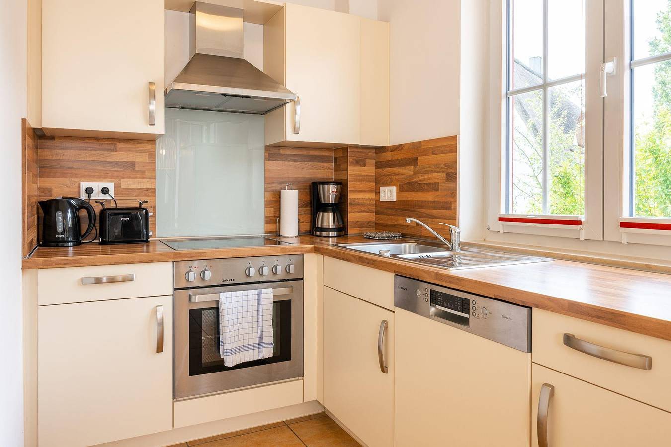 Urlaub im Reethaus Delphin mit Whirlpool und Sauna in Gramkow, Hohenkirchen