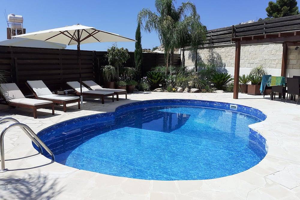 2 Schlafzimmer Villa mit privatem Pool in ruhiger Wohngegend in Πισσούρι, Südzypern