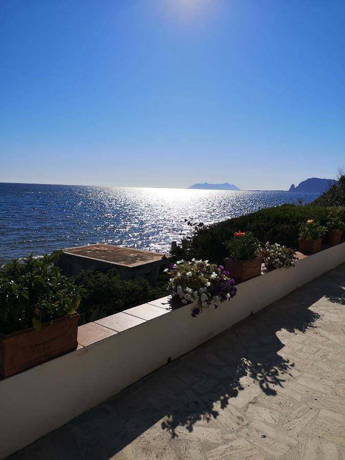 Location de vacances pour 10 personnes, avec jardin ainsi que vue et sauna à Fondi - 2