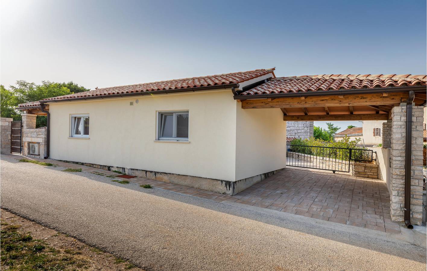 Ferienhaus für 6 Personen mit Terrasse in Žminj, Zentralistrien