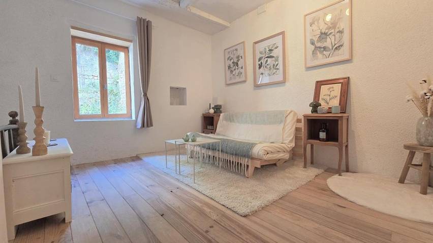 Location de vacances pour 6 personnes, avec jardin à Airvault - 3