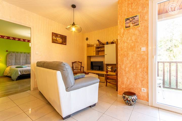 Gîte pour 5 personnes, avec terrasse à Cluny - 4