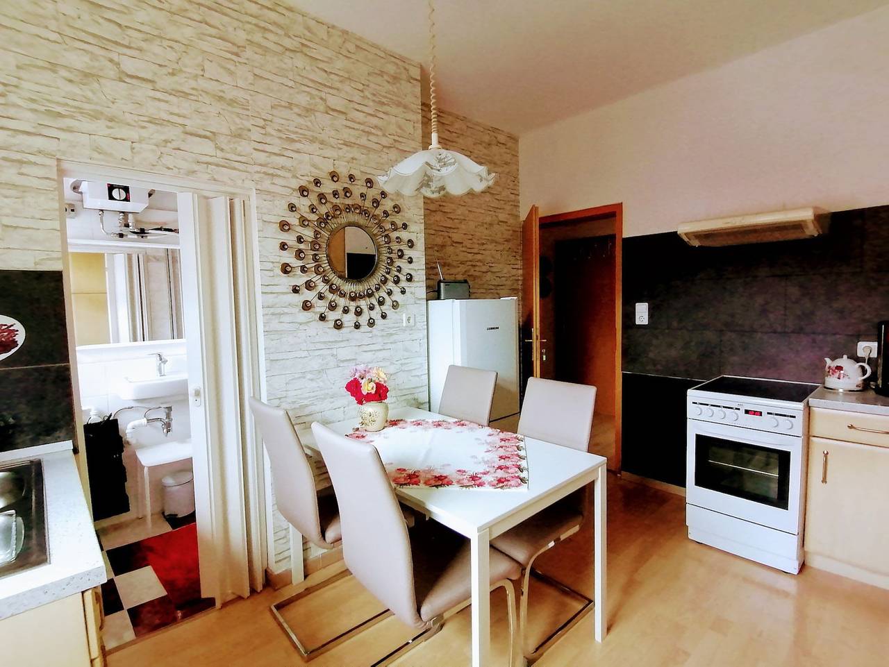 Ganze Ferienwohnung, Ferienwohnung "Rosenblick" - Ferienwohnung "Rosenblick" in Bad Langensalza, Unstrut-Hainich-Kreis