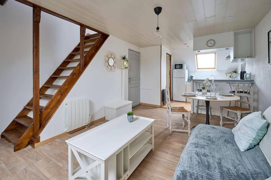 Appartement entier, One-Bedroom Apartment in Plaisir (Yvelines), Yvelines