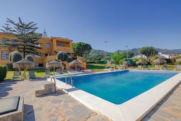 Casa Rural para 20 Personas en Pinos de Alhaurín, Alhaurín de la Torre, Foto 1