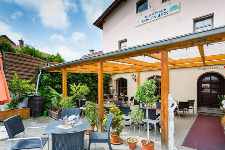 Ferienhaus für 2 Personen, mit Terrasse und Sauna in Saalfeld