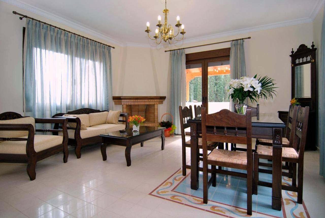 Ganze Wohnung, Kerveli Luxury Villa in Samos