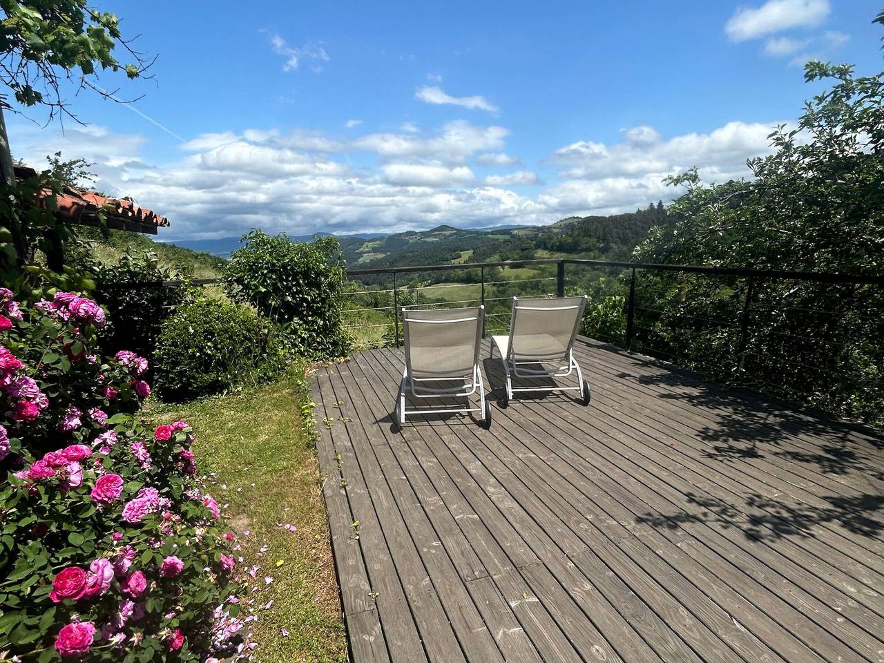 Retraite pour Couple dans Maison de Vigne avec Terrasse in Tailhac, Haute-Loire