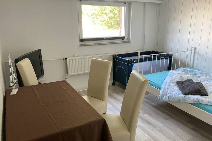 Ferienwohnung für 5 Personen, mit Garten in Elmenhorst-Lichtenhagen - 2