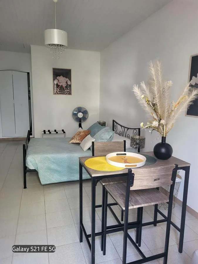 Chambre d’hôte pour 2 personnes, avec terrasse et jardin - 1