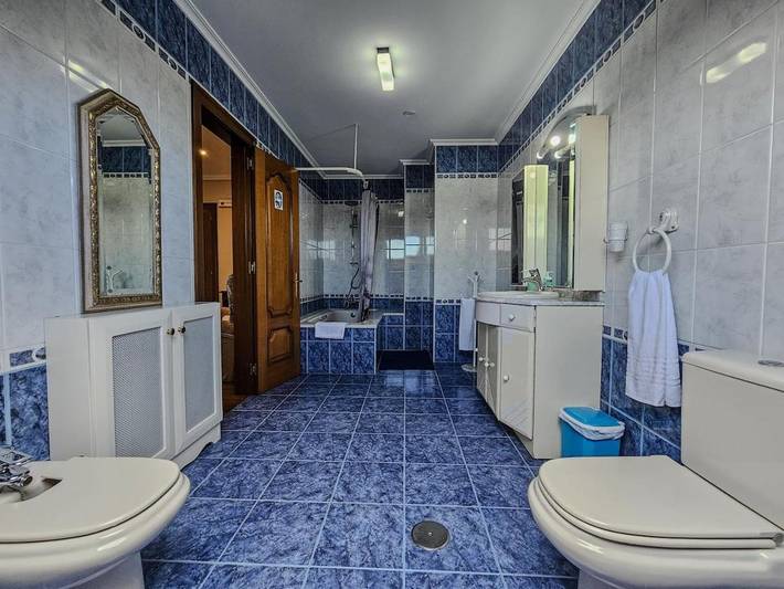 Casa rural para 15 personas, con Balcón y Terraza además de Jardín y Piscina en Quintueles - 3