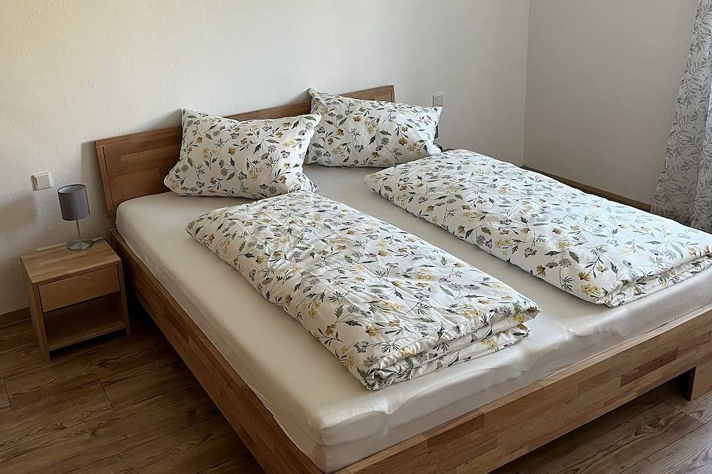 Ganze Wohnung, Gemütliche Ferienwohnung 115 qm in Nordheim am Main, Fränkisches Weinland