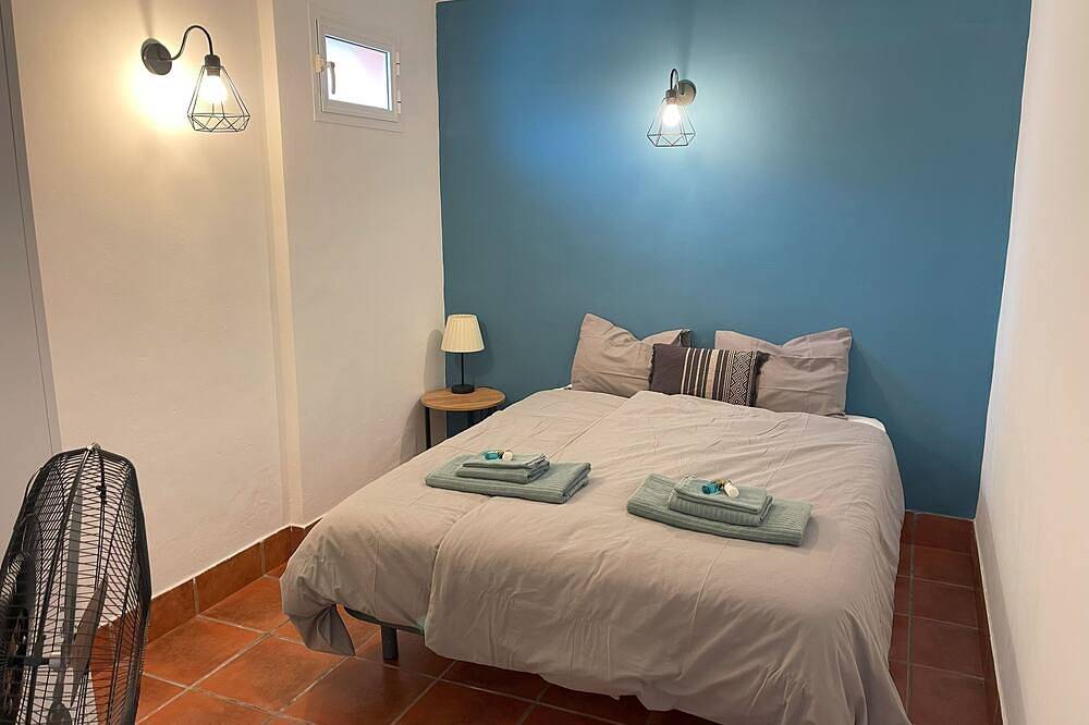 La Casa de Familia Biedt u dit 1 Kamer Appartement met Prachtig Uitzicht in Alhaurín el Grande, Málaga Province
