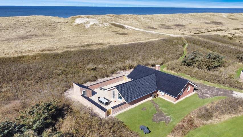 Villa für 8 Personen, mit Pool und Balkon/Terrasse sowie Sauna und Whirlpool - 1