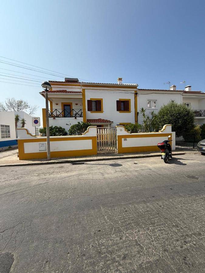 Maison d’hôte pour 2 personnes, avec terrasse et jardin à Vila Nova de Milfontes