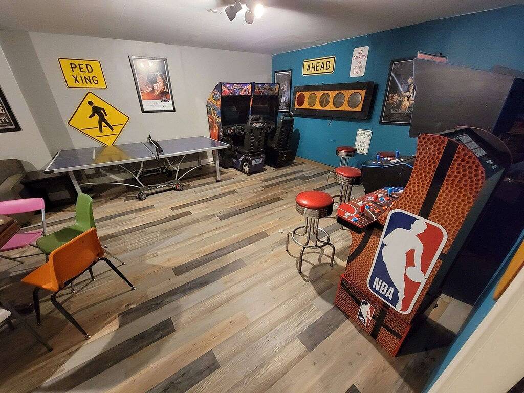 Riesiger Pool / Party House! Whirlpool und beheizter Pool. in Pflugerville, Travis County