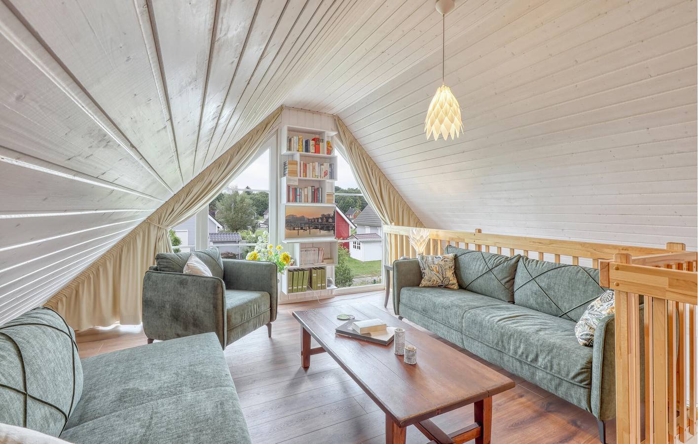 Gemütliche Wohnung mit Wifi, Parkplatz, Terrasse und Küche, in der Nähe der Trattoria Punto Uno in Zerpenschleuse, Wandlitz