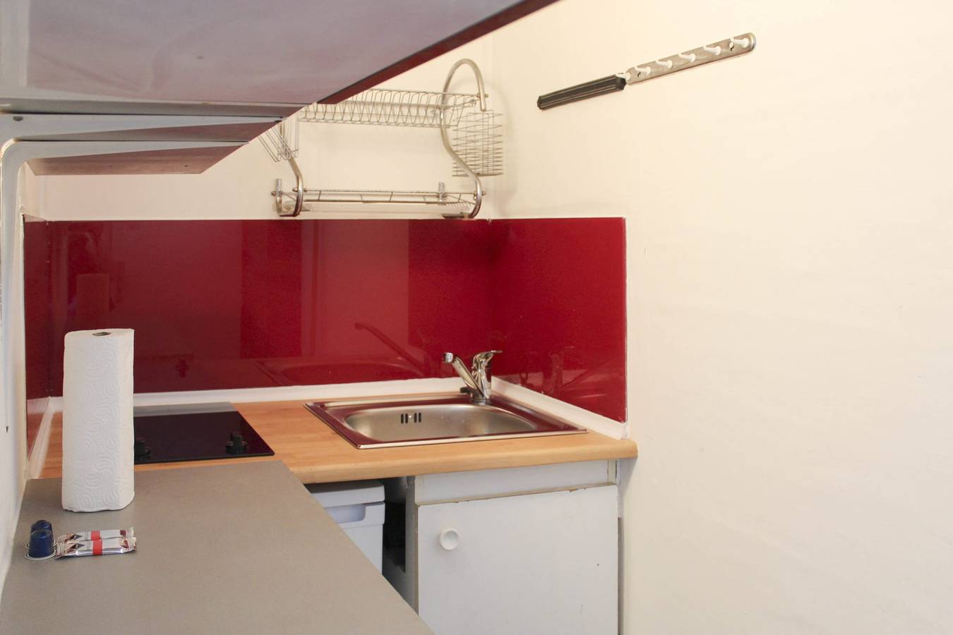 Estudio entero, Pleasant studio with Wifi just outside Paris in Montreuil, Sena-Saint Denis