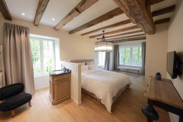Maison d’hôte pour 2 personnes, avec Terrasse et Jacuzzi ainsi que Jardin et Vue