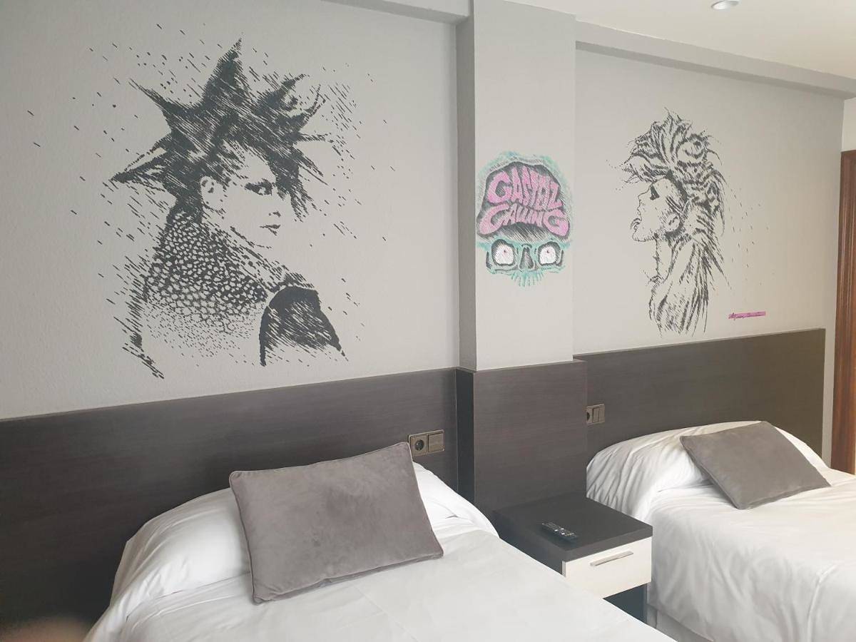 Hotel Arts - Gasteiz Centro in Vitoria-Gasteiz, Chaîne Cantabrique