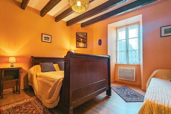 Idyllisches Landhaus nahe Eguzon-See, ideal für Familien, ruhige Lage, Spielplatz & privater Garten in Orsennes, La Châtre und Umgebung