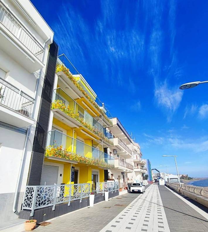 Apartmenthotel für 3 Personen, mit Terrasse und Ausblick - 1