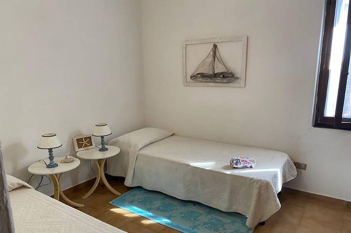Gîte pour 5 personnes, avec Balcon à Porto Pollo - 3