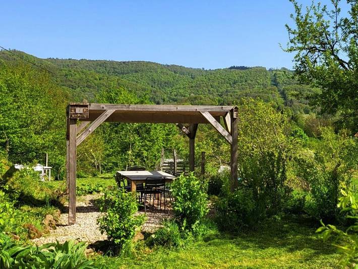 Gîte pour 2 personnes, avec Terrasse ainsi que Jardin et Vue à Ronchamp - 3