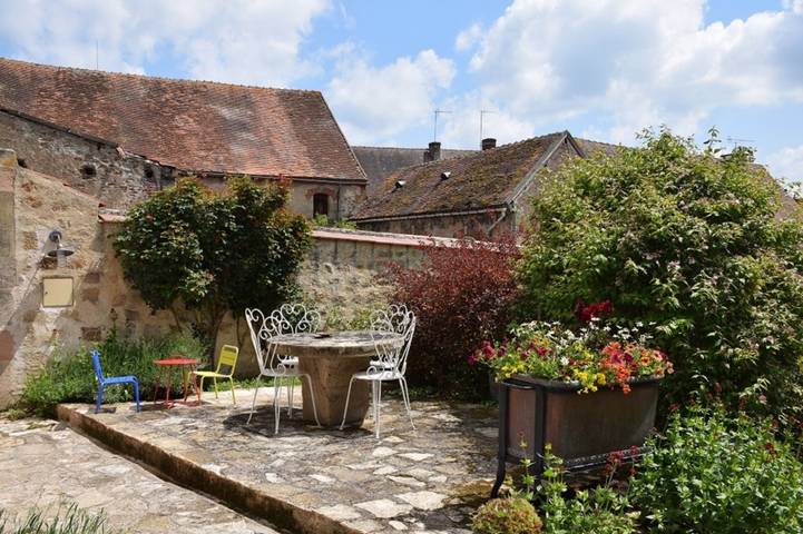 Location de vacances pour 5 personnes, avec jardin à Souvigny - 3