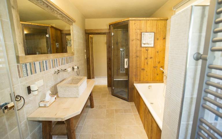 Chalet für 4 Personen, mit Garten und Terrasse, kinderfreundlich in Altaussee