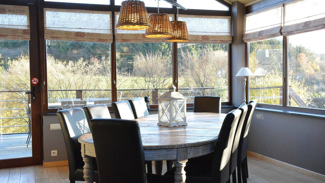 Maison de vacances pour 9 personnes avec piscine in Redu, Libin
